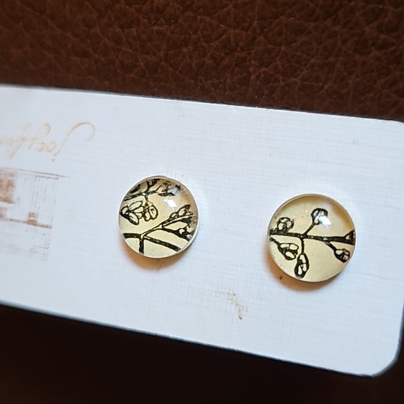 3/$30 JOEY FIVE CENTS Vintage Floral Print Cabochon Post Earrings - Picture 3 of 5